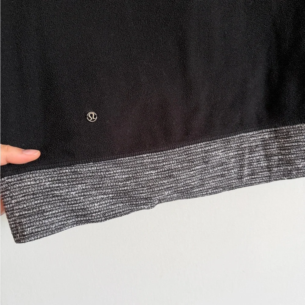 Lululemon Athletica Black/ Coco Pique Runaway Fleece Pullover Hoodie size XS EUC - Picture 12 of 14